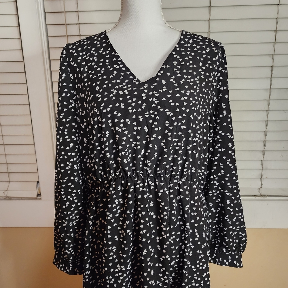SHEIN Women's Confetti Heart Ruffle Hem Dress - Picture 3 of 12
